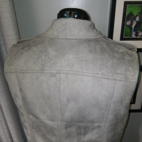 Philosophy Gray Faux Suede Moto Vest Sz L NWT - Picture 7 of 16